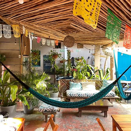 Barco Verde Hostel Остров Холбокс Экстерьер фото