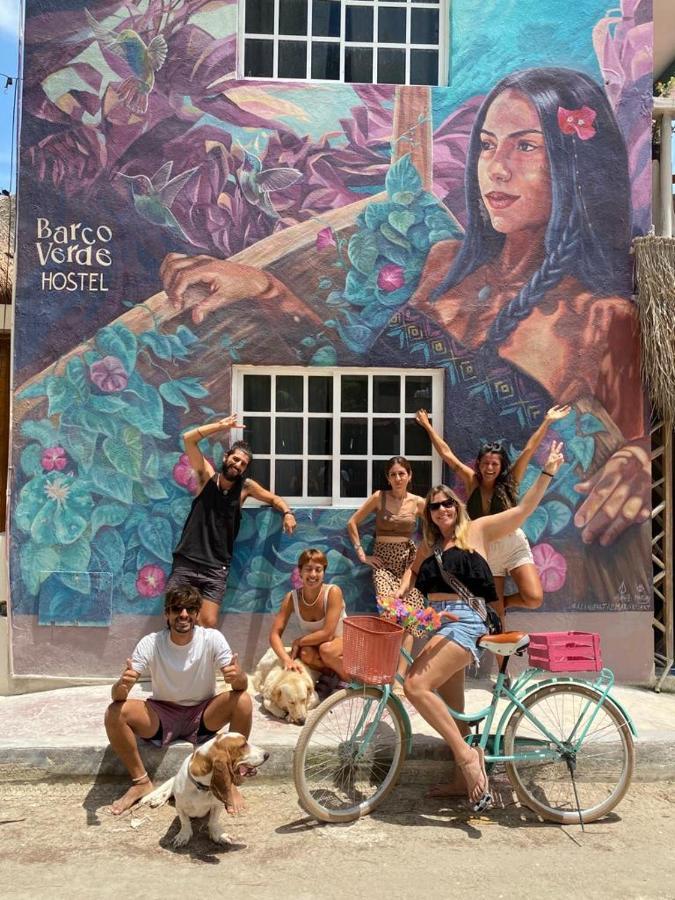 Barco Verde Hostel Остров Холбокс Экстерьер фото